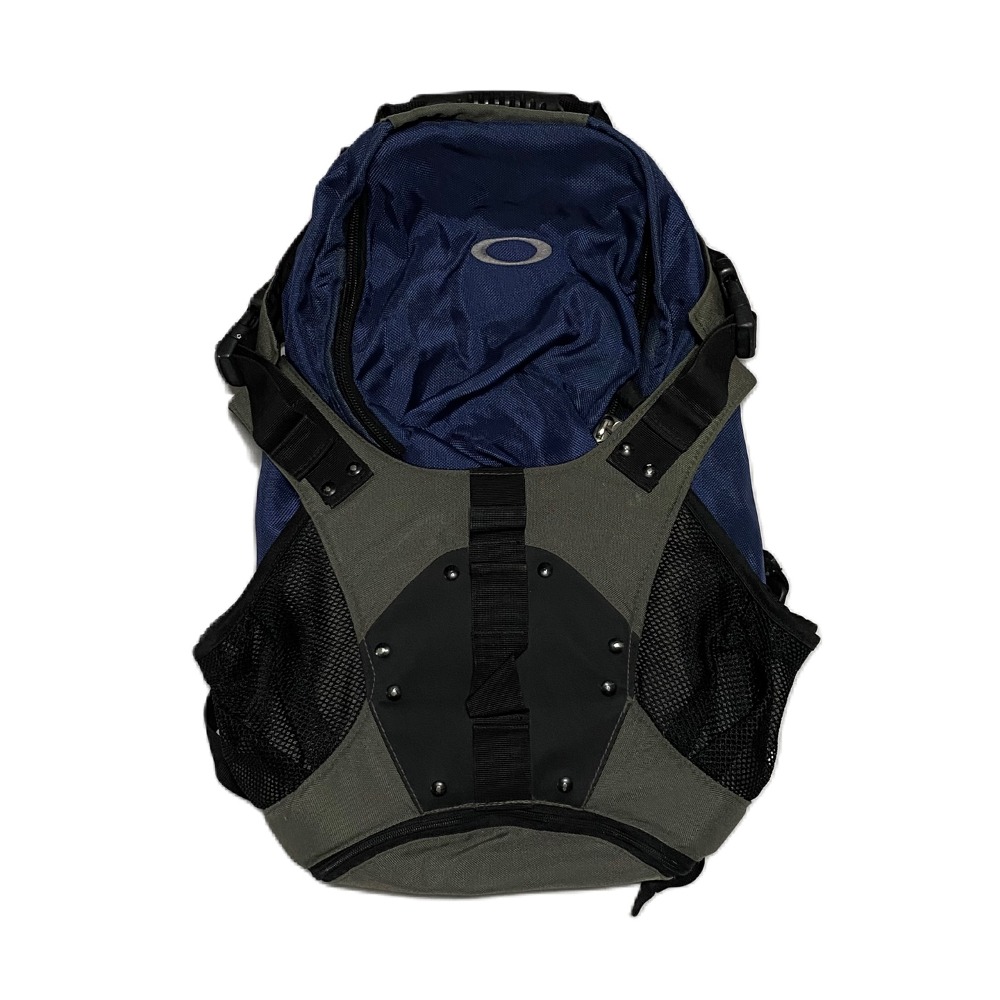 Oakley software icon backpack